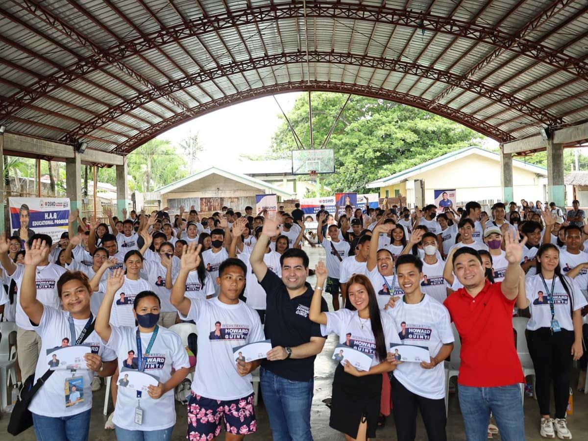 Educational Assistance para sa 205 Students sa Mongpong, Roxas